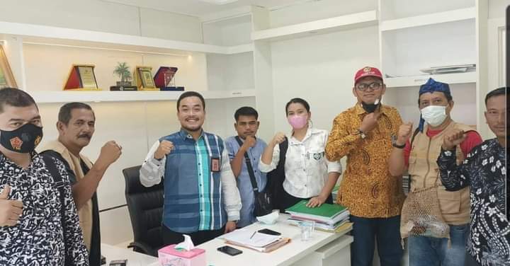 Dinilai Cuek dan Buang Badan, Praktisi Hukum ini Minta Kapolri Copot Kapolda Riau dan Kapolres Rohil