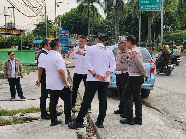 PUPR Pekanbaru Gesa Normalisasi Drainase Awal Bross, Genangan Ditargetkan Berkurang