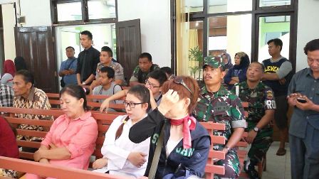 Sidang Perdana Pembunuhan Anggota Kostrad di PN Pekanbaru, Belasan Prajurit TNI AD Ngamuk