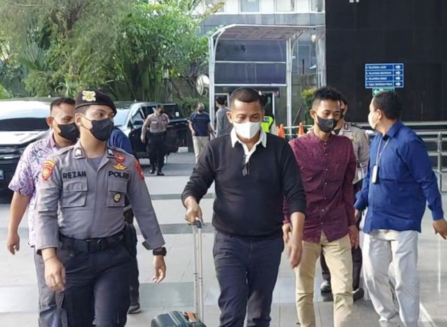 KPK Sita Uang Miliaran Rupiah Saat OTT Bupati Kepulauan Meranti