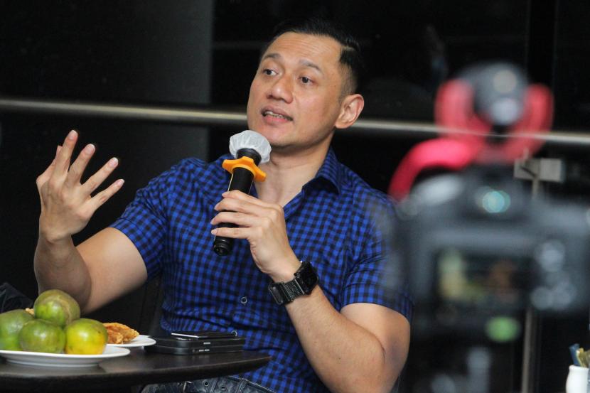AHY Safari Ramadhan ke Kampung Akuarium dan Masjid Keramat Luar Batang