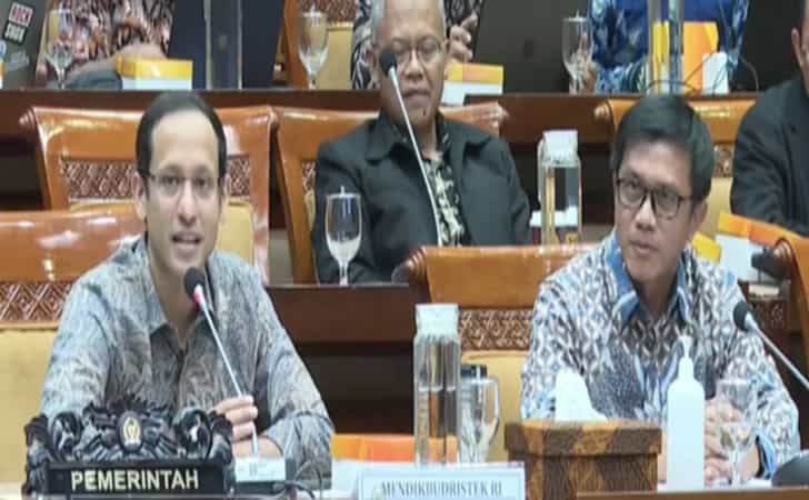 Menteri Nadiem Makarim Resmi Batalkan Kenaikan UKT Usai Dipanggil Presiden