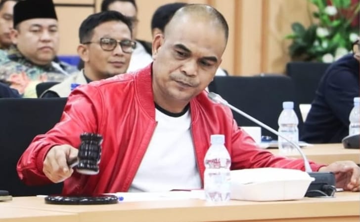 APBD Perubahan Riau Ditetapkan Rp8,378 Triliun, Fokus Lunasi Tunda Bayar
