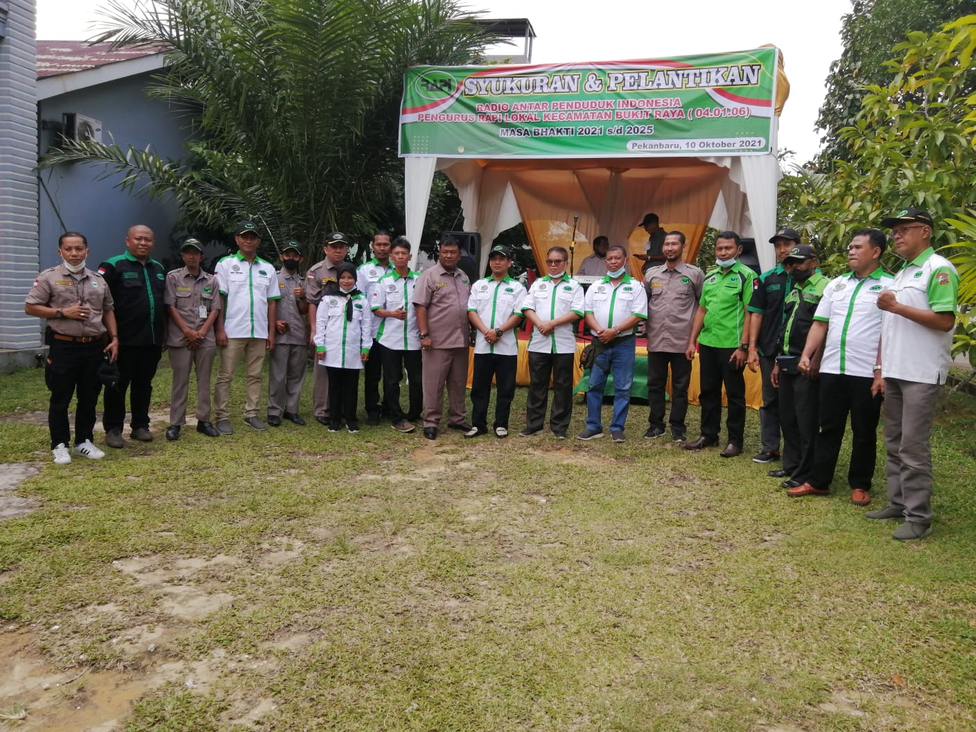 Nananng Rukmana Dikukuhkan Menjadi Ketua RAPI Kecamatan BukitRaya Kota Pekanbaru.