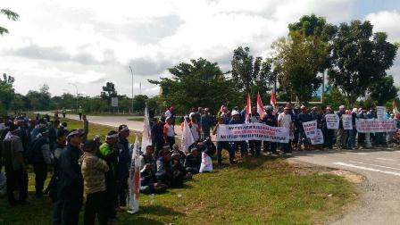 Aksi Buruh Migas BOB PT BSP Mogok Kerja Sampai 19 Agustus