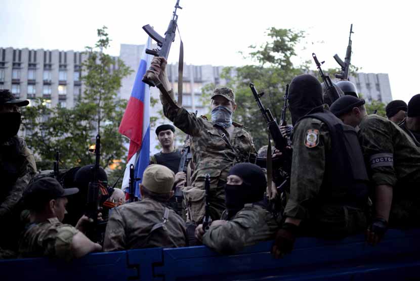 Rusia Tarik Pasukan dari Perbatasan Ukraina