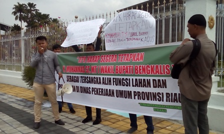 Diduga Terlibat Kasus Suap Alih Fungsi Lahan, GPMB Minta Wabup Bengkalis Ditangkap