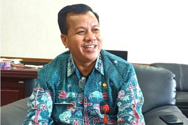 Dilaporkan ke Kejati Terkait Kebun Sawit Pemkab, Plt Bupati Kuansing Suhardiman: Silahkan Usut