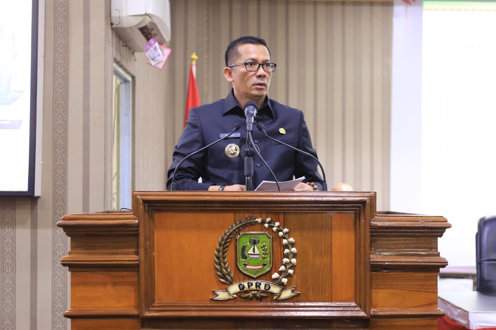H.Adil : Itu kan acara Gubernur bukan acara Kementerian.