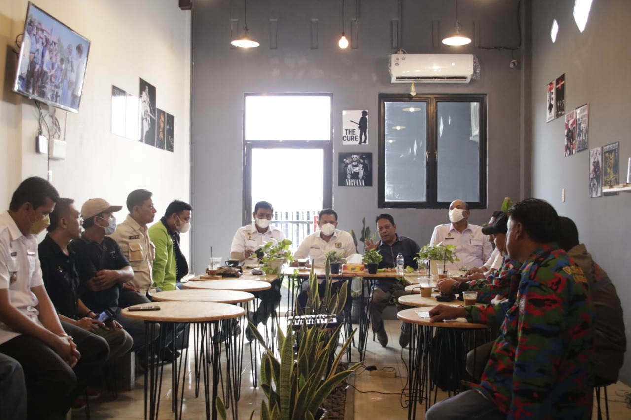 Jalin Silaturahmi dan Tampung Aspirasi, Wabup Sergai Ajak Serikat Pekerja Ngopi Bareng