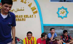 Diskes Pekanbaru Temukan 12 Imigran Positif COVID-19