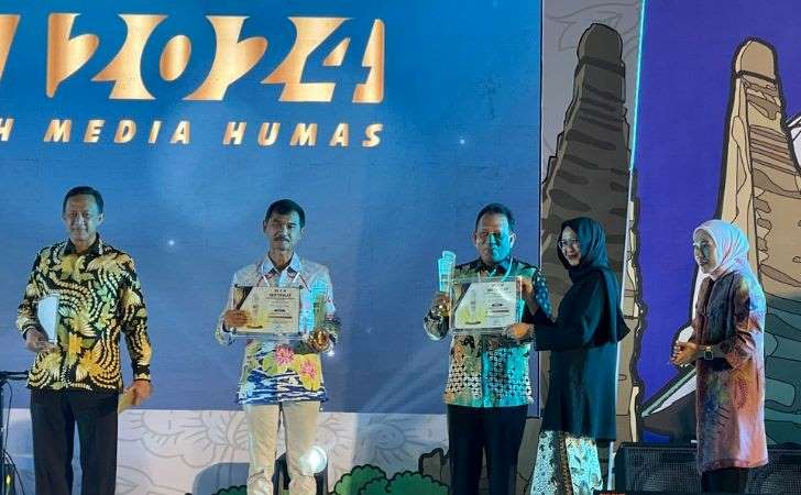 Riau Raih Penghargaan Kampanye Komunikasi Publik Terbaik Tingkat Nasional