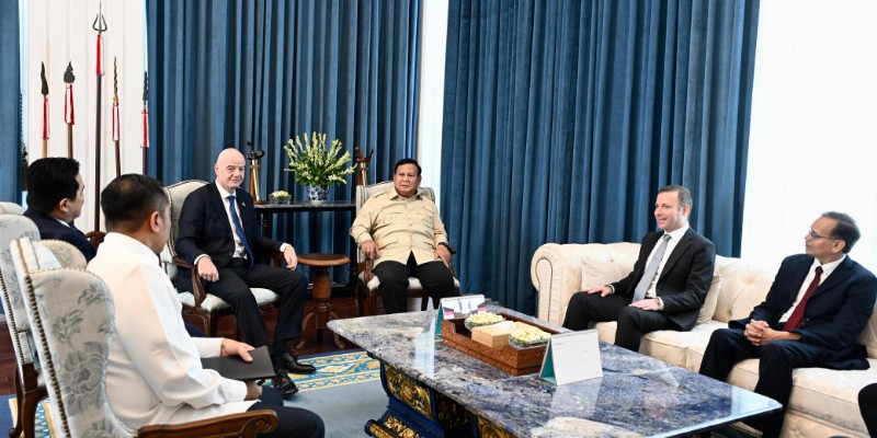 Prabowo dan Presiden FIFA Diskusi Soal Masa Depan Sepak Bola Indonesia