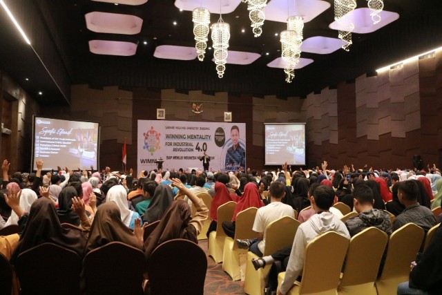 Peserta Membludak, Seminar Nasional WIMNUS Sukses Digelar di Pekanbaru