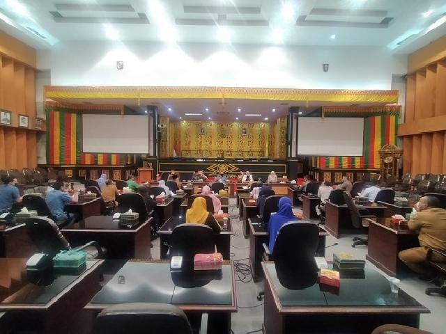 Warga Minta Eksekusi Pasar Keget, Komisi II DPRD Pekanbaru Hearing dengan Disperindag dan Camat