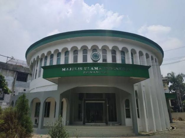 Sekum dan Bendahara Umum MUI Riau Mundur