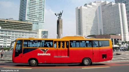 Dirut TMP Pekanbaru Liburkan Bus Pertama Lebaran,Justru Dirut Transjakarta Putuskan Tetap Beroperasi