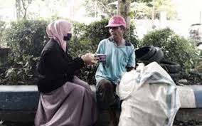 Keutamaan Menyayangi Orang Miskin