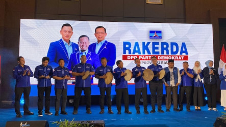 Sekjen DPP Demokrat Buka Rakerda Riau, Tegaskan Mesin Partai Harus Terus Hidup