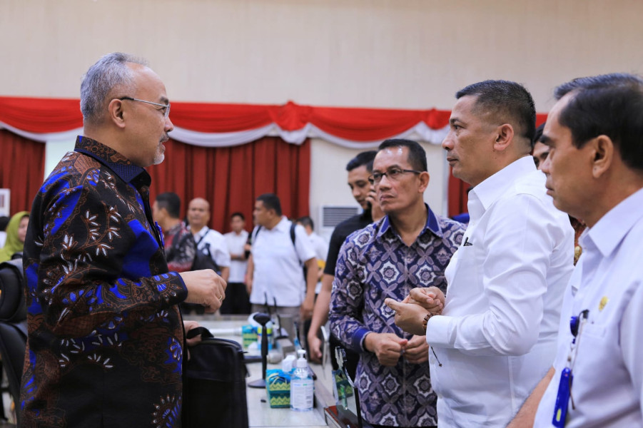 Ikut Musrenbang Provinsi Riau, Bupati Minta Gubernur Syamsuar Tuntaskan Jalan Alai-Mengkikip