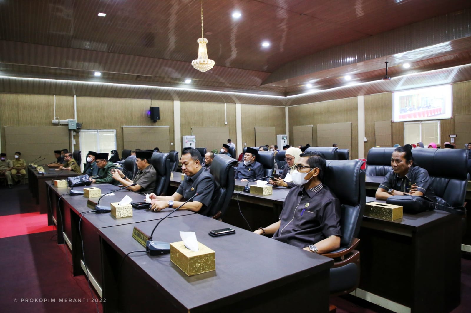 DPRD Kepulauan Meranti Gelar Rapat Paripurna Penyampaian LKPj Tahun 2021 Oleh Bupati