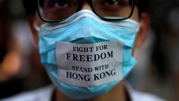 Hong Kong Resmi Larang Pengunjuk Rasa Pakai Penutup Wajah