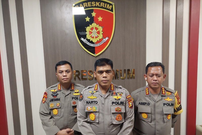 Polda Riau Buru Oknum Polisi yang Tikam Rekan Kerja