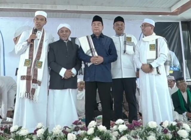 Dukung Kelmi Amri-Asparaini, UAS Ajak Masyarakat Rohul Menangkan Pasangan Ini