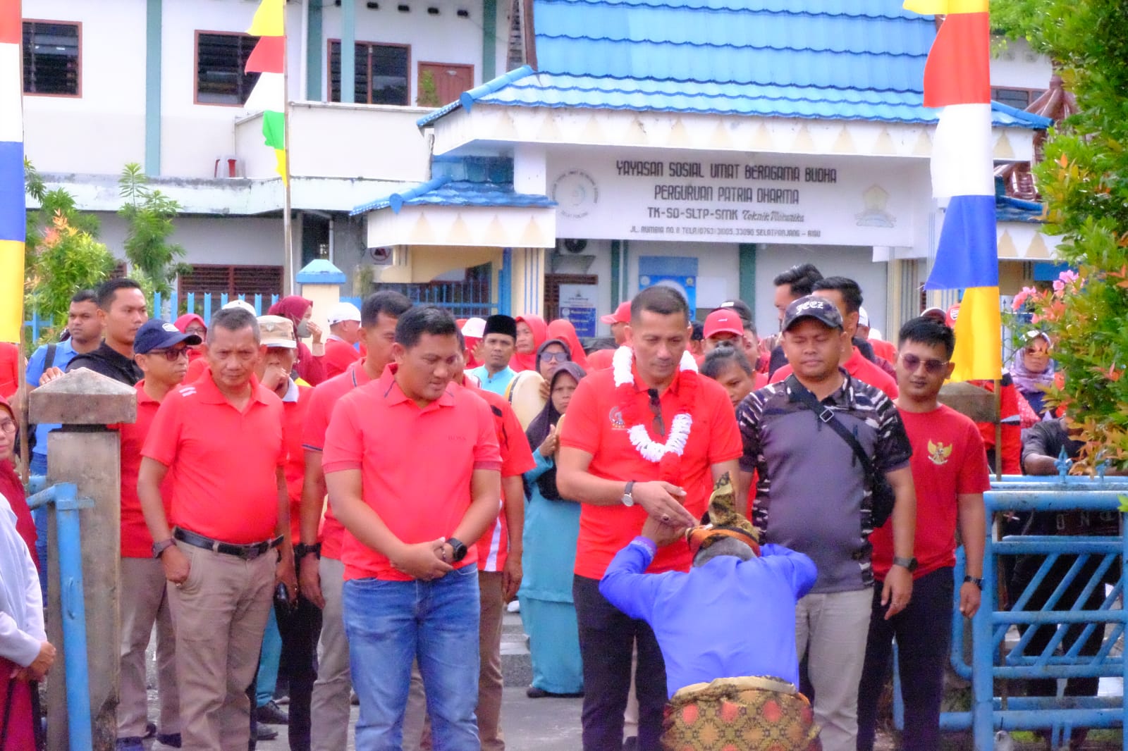 Buka Bupati Cup Bola Voli, HM Adil :  Bertanding dan fair play untuk mencapai prestasi terbaik