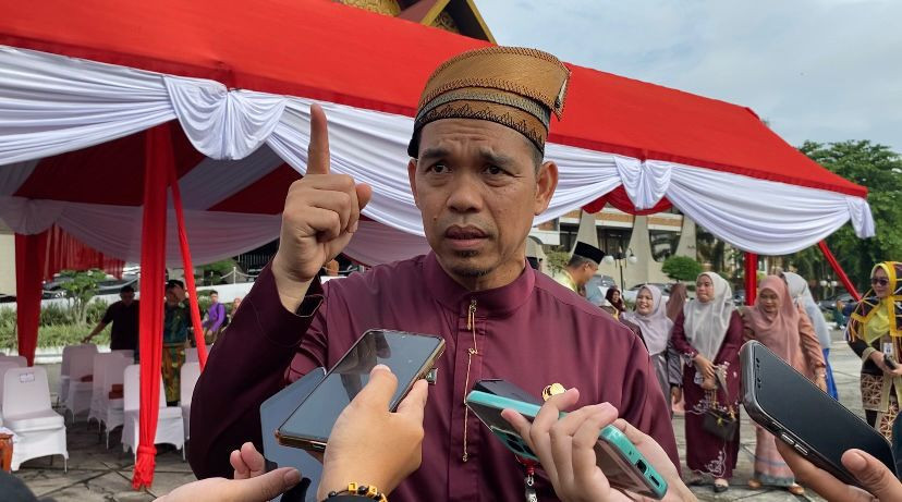Disdik Riau Pastikan SMA/SMK Negeri dan Swasta Mampu Tampung Lulusan SMP/MTs
