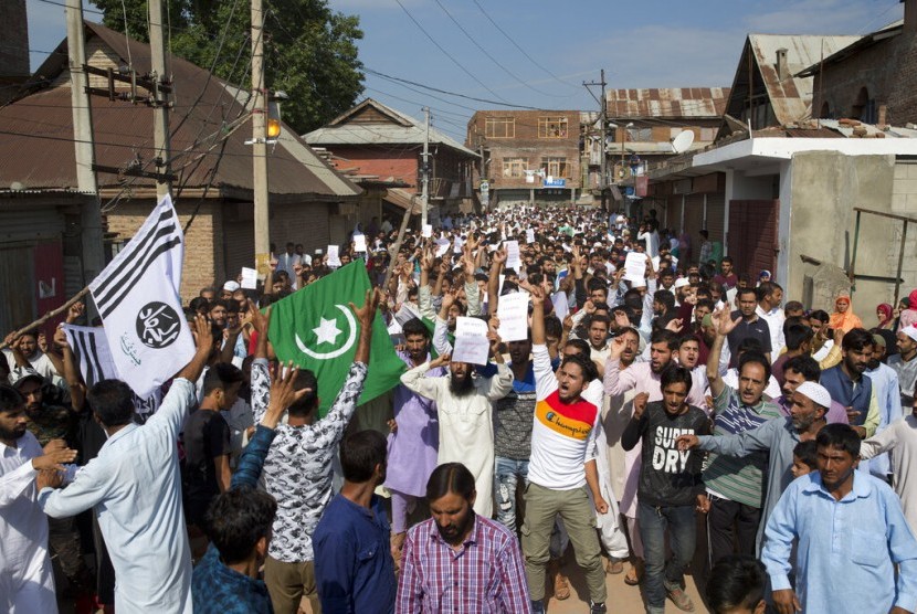 Duka Muslim Kashmir: Apa yang Kita Rayakan?