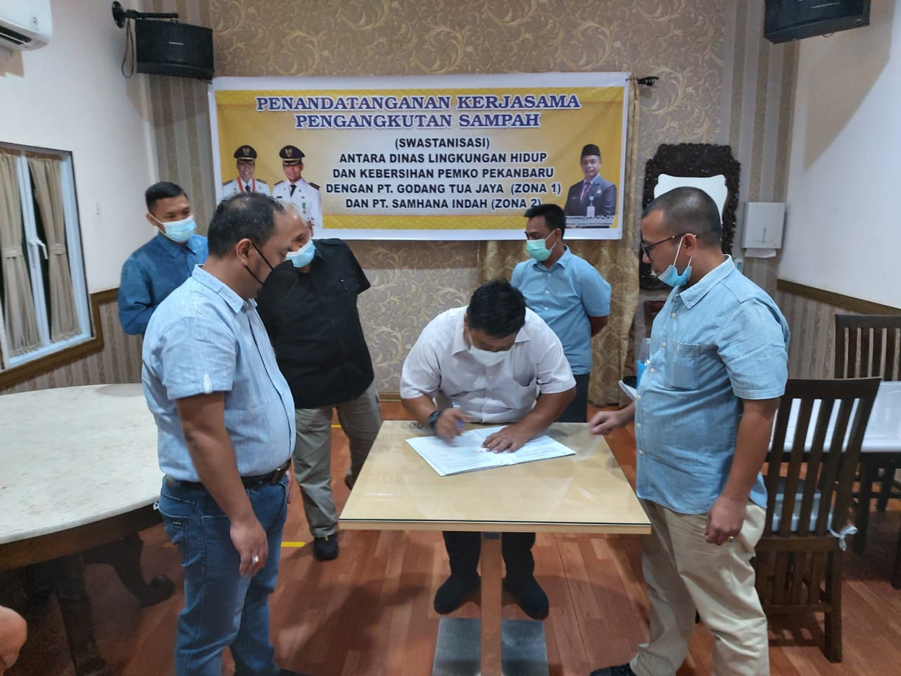 PT Godang Tuah Kaya dan PT Samhana Indah Kembali Tangani Sampah di Kota Pekanbaru
