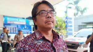 Belum Berani ke Malang, Ade Armando Minta Diperiksa Polisi via Zoom
