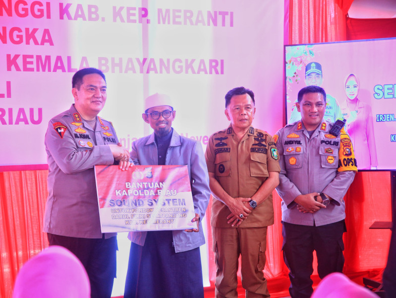 Asmar Sambut Kunjungan Kerja Kapolda Riau Di Kepulauan Meranti Resmikan MCK dan Renovasi Mushala Al Barkah.