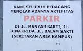 Pedagang Sekitar Kampus Unri Tolak Rencana Pemungutan Parkir