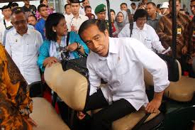 Jokowi Batal Ke Riau Lagi Karena Dapat Undangan ke Sydney