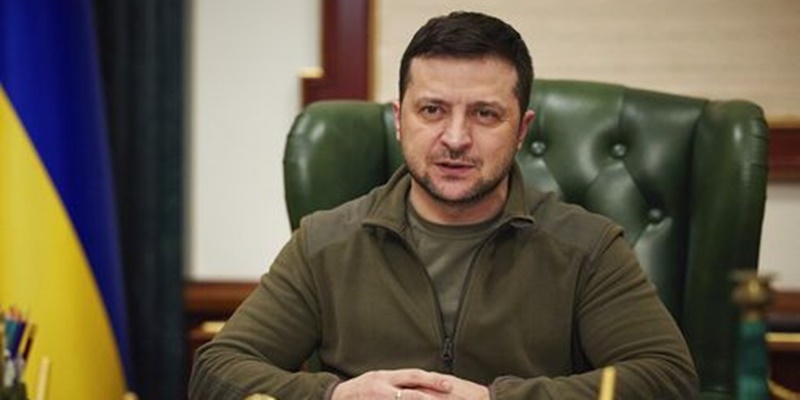 Zelensky Bantah Ukraina Terlibat Pengeboman Jembatan Krimea