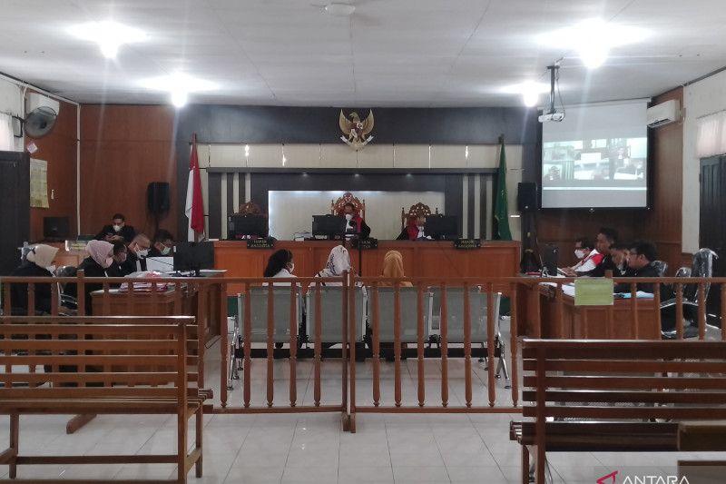 Sidang  Dekan Unri, Kuasa Hukum Menilai Kepribadian Korban