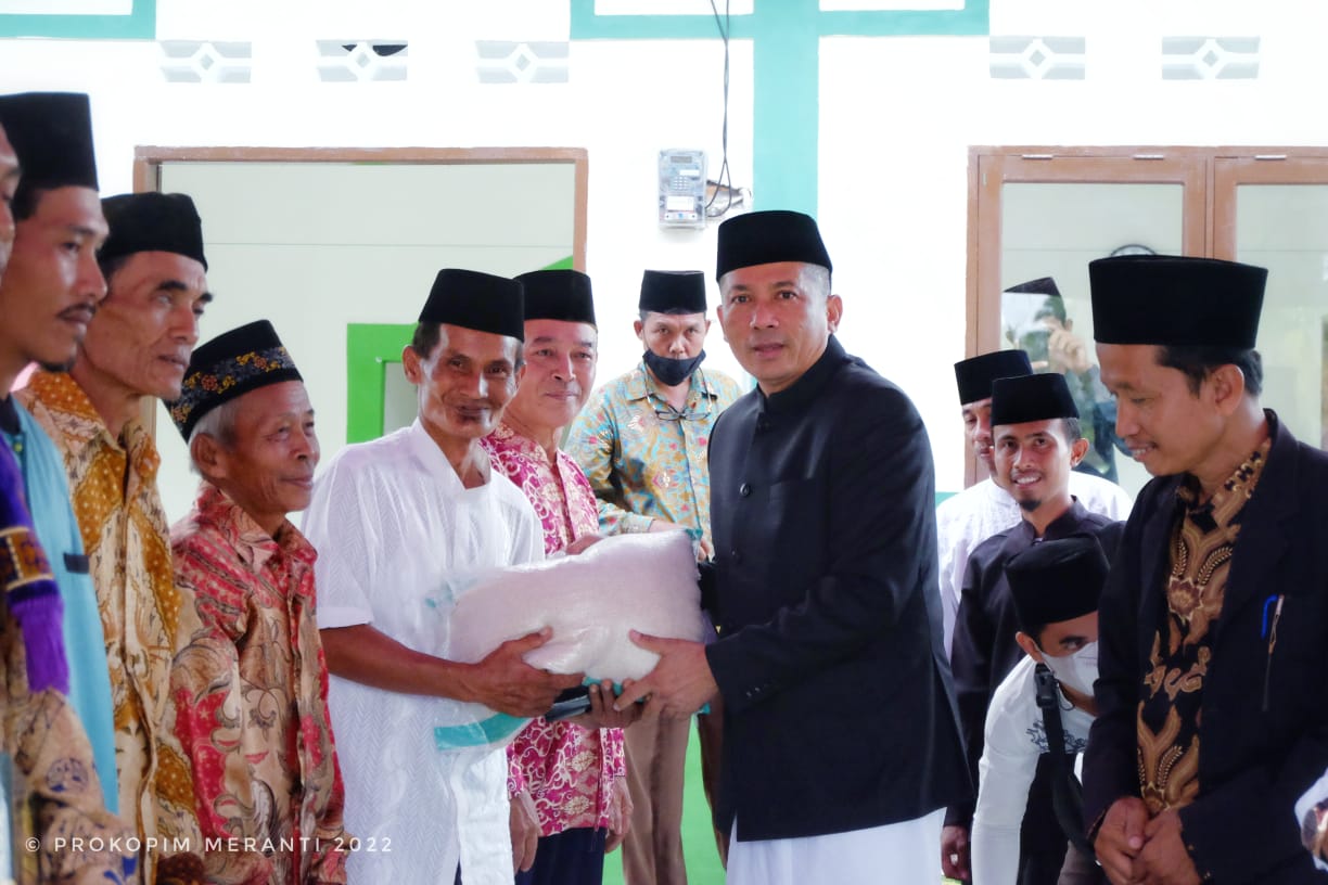 Safari Ramadhan Bupati HM Adil Ajak Warga Rangsang Pesisir Motivasi Anaknya Kejar Cita-Citanya