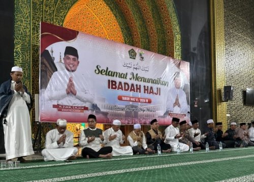 Lepas 223 Jemaah Calon Haji Kabupaten Pelalawan, Ini Pesan Bupati Zukri