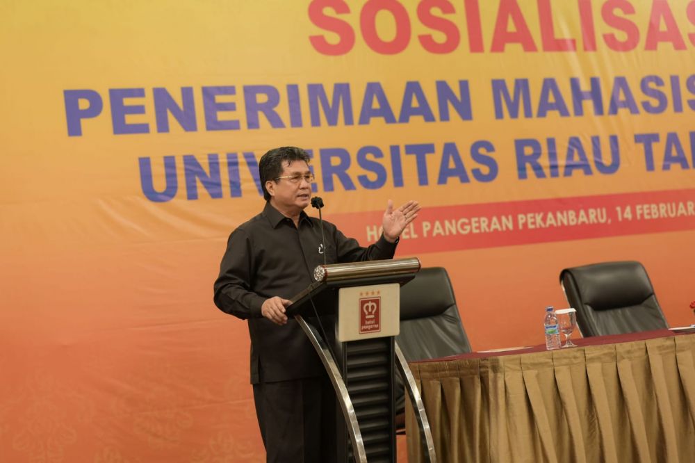 Universitas Riau  Sosialisasi Tata Cara Masuk PTN bagi Sekolah di Pekanbaru
