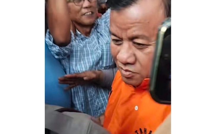 Jejak Hidup Suhardiman Amby Dari Tiga Gelar Adat, Tiga Istri, Berakhir Di Rutan KPK