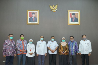Gubernur Riau Terima Bantuan CSR Berupa APD Guna Pencegahan Virus Corona