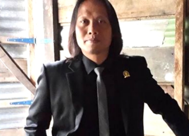 Anggota DPRD Berambut Gondrong Ini Minta Kadis Perikanan Rohil Diganti