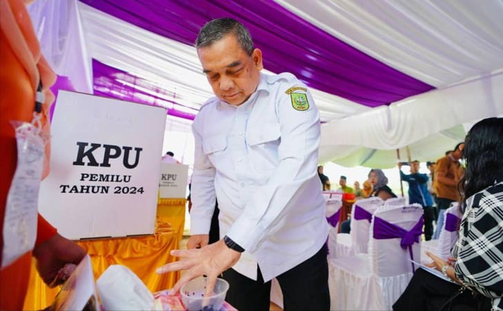 Edy Natar Disomasi Terkait Pelantikan Pejabat Struktural dan Kepsek di Pemprov Riau