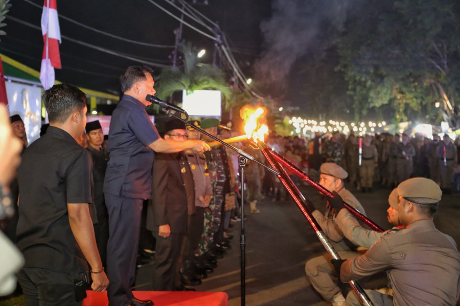 HUT RI Ke 78 Di Ramaikan Lomba Pawai Obor di Selatpanjang