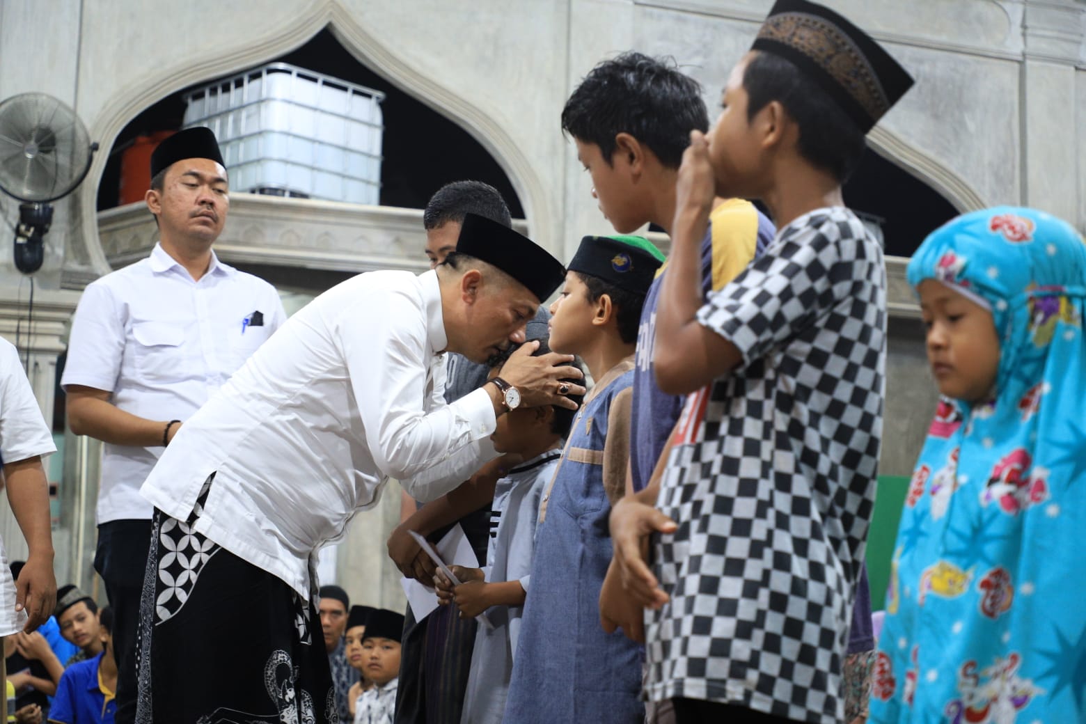 Bupati Adil Sahur di Pelalawan dan Berbuka di Inhil