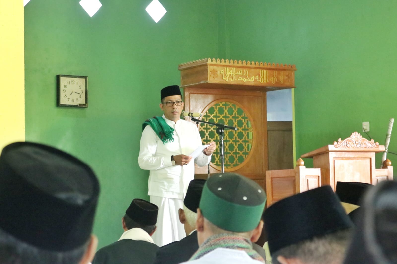 Bupati Meranti HM Adil Laksanakan Sholat Idul Adha dan Qurban di Kecamatan Tasik Putri Puyu 