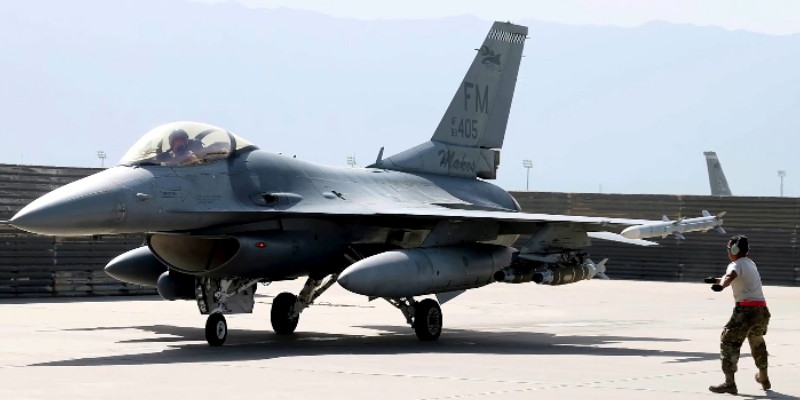 Rusia Klaim Tembak Jatuh Jet F-16 Buatan AS Pakai Rudal S-300
