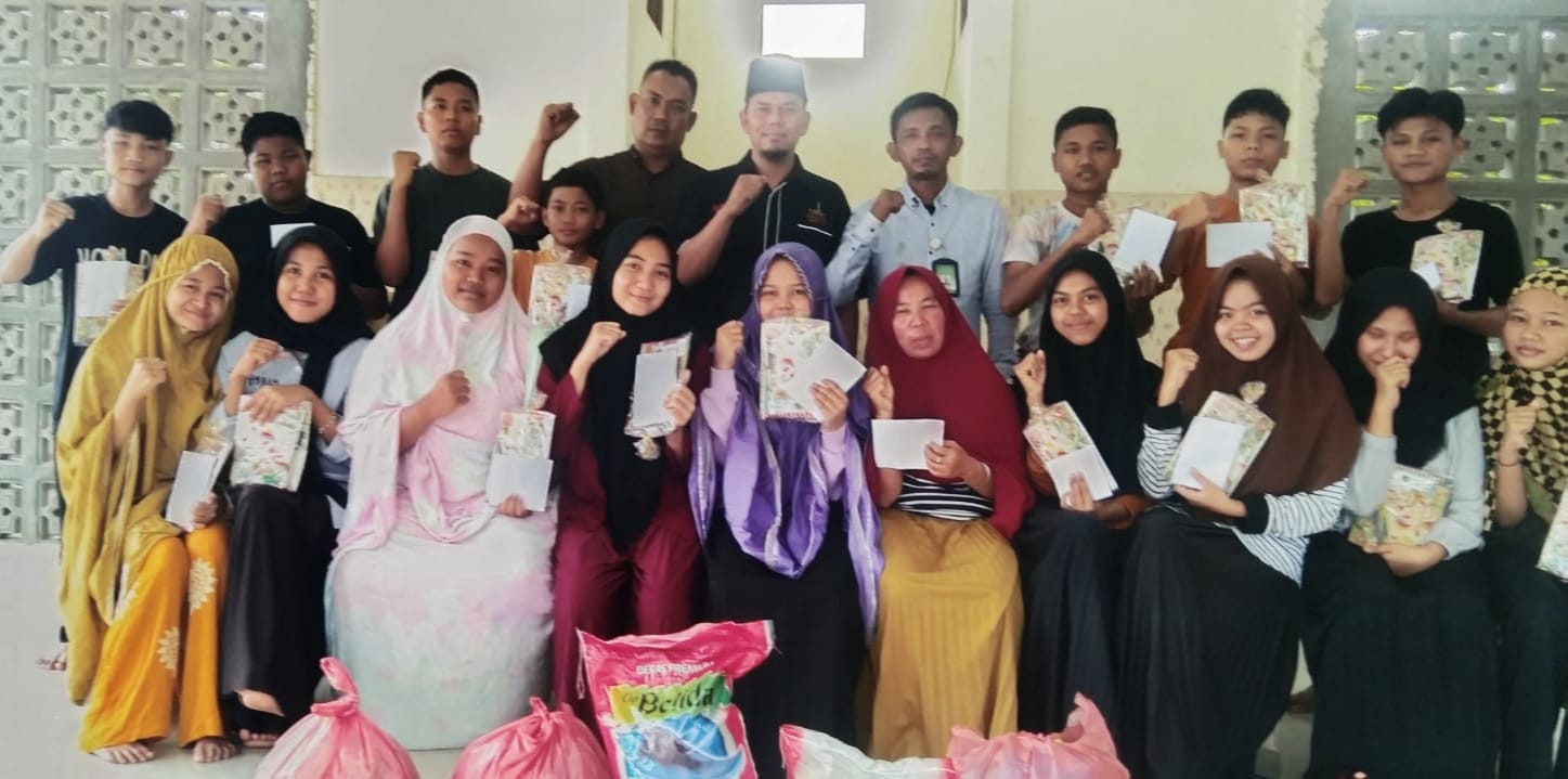 DPP LSM Peduli SDM Riau & PADAN Salurkan Bantuan Sembako dan Alat Tulis Sekolah Anak Panti Asuhan